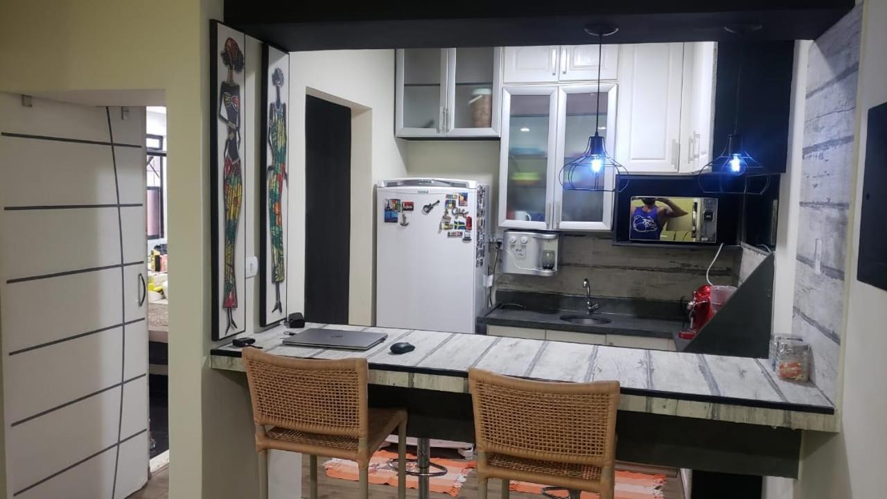 Apartamento/ Flat Em